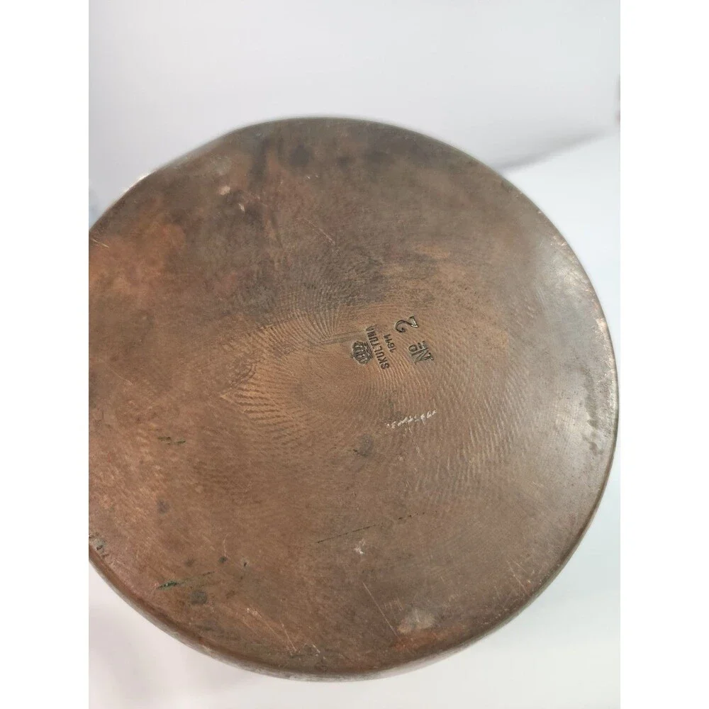 Vintage antique skultuna